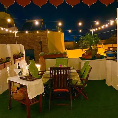 Con Terraza,a 100m Playa Costilla Y Frente Al Castillo 公寓 罗塔